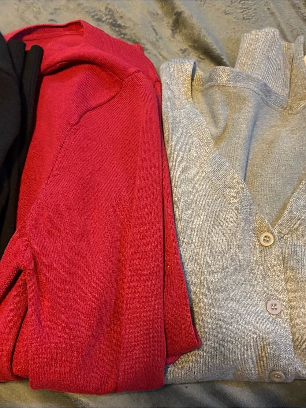 🔥SHEIN Black, Red and Gray Women Cardigans Sweaters - Picture 1 of 4